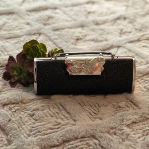 CLOSET CLOSEOUT! Evening clutch